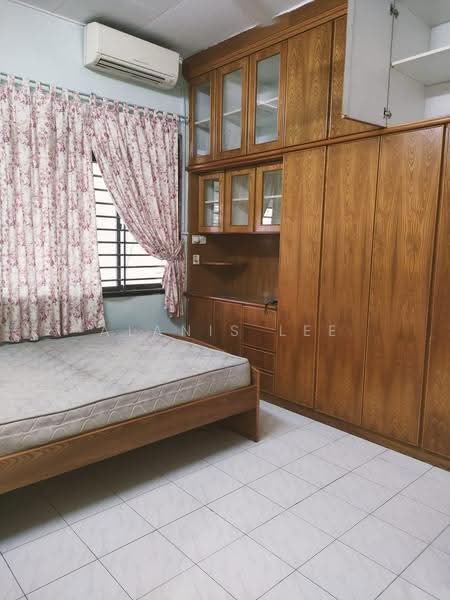 Rumah Teres 1-Tingkat untuk Disewa di Taman Johor Jaya (Johor Bahru) - Alanis Lee - Bedroom - PropertyGuru.com.my