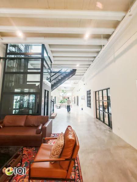 Pejabat untuk Disewa di George Town (Penang) - Serene Tan - Corridor - PropertyGuru.com.my