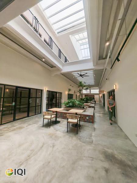 Pejabat untuk Disewa di George Town (Penang) - Serene Tan - Ground Floor Common Area - PropertyGuru.com.my