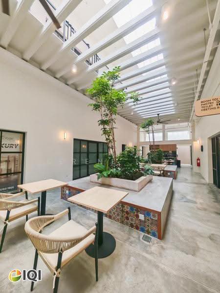 Pejabat untuk Disewa di George Town (Penang) - Serene Tan - Ground Floor Common Area - PropertyGuru.com.my
