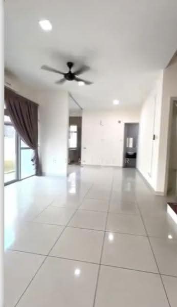 Rumah Berkembar untuk Dijual di Areca Rimbunan (Kepong) - Jennifer Tee - Living Room - PropertyGuru.com.my