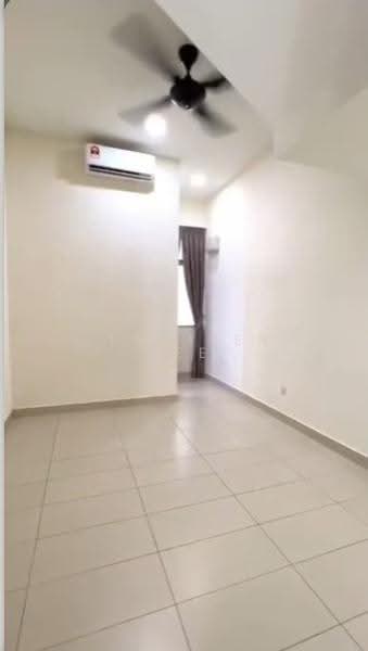 Rumah Berkembar untuk Dijual di Areca Rimbunan (Kepong) - Jennifer Tee - Living Room - PropertyGuru.com.my