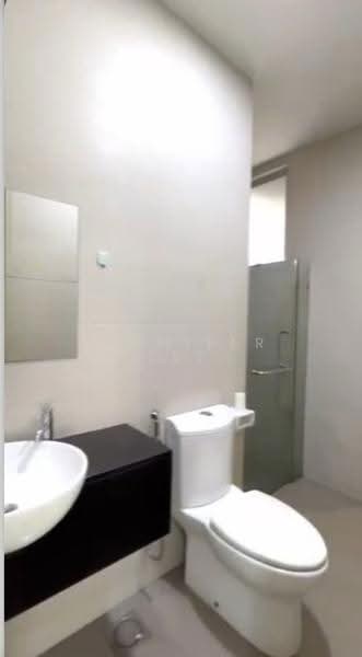 Rumah Berkembar untuk Dijual di Areca Rimbunan (Kepong) - Jennifer Tee - Bathroom - PropertyGuru.com.my