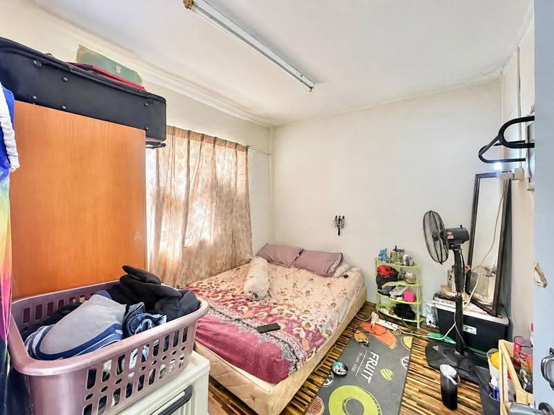 Rumah Flat untuk Dijual di Kondo Rakyat - Azri Zabidin - Bedroom - PropertyGuru.com.my