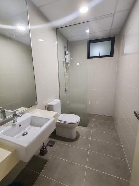 Kediaman Servis untuk Disewa di Southkey Mosaic - Kelly Lim - Bathroom - PropertyGuru.com.my