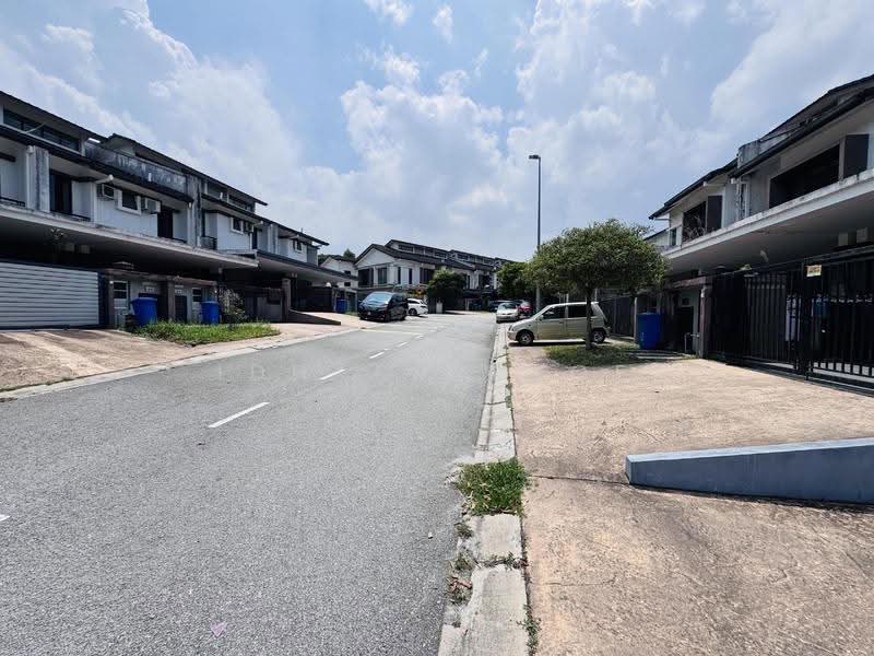 2-storey Terraced House for Sale in Denai Alam (Shah Alam) - Idham Yusof - Exterior - PropertyGuru.com.my