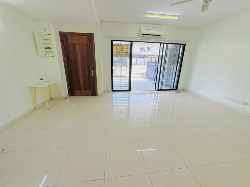 2-storey Terraced House for Sale in Denai Alam (Shah Alam) - Idham Yusof - PropertyGuru.com.my