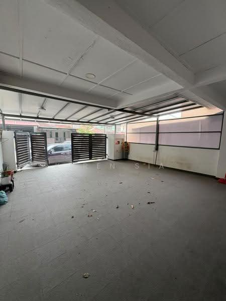 Rumah Teres 2-Tingkat untuk Dijual di Bandar Mahkota Cheras (Cheras) - KAREN SIA - Car Park - PropertyGuru.com.my