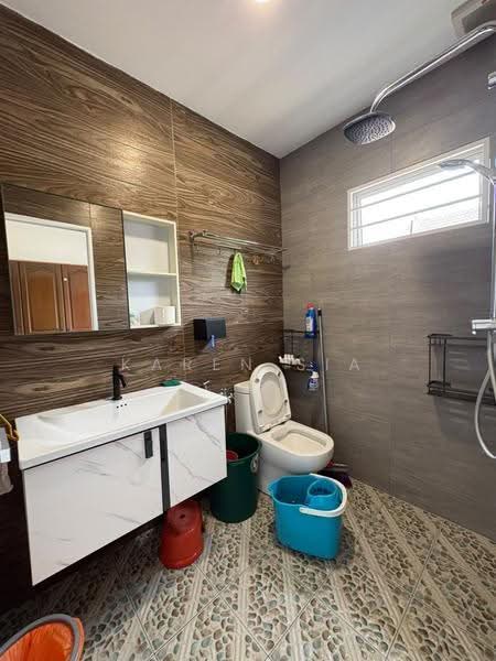 Rumah Teres 2-Tingkat untuk Dijual di Bandar Mahkota Cheras (Cheras) - KAREN SIA - Bathroom - PropertyGuru.com.my