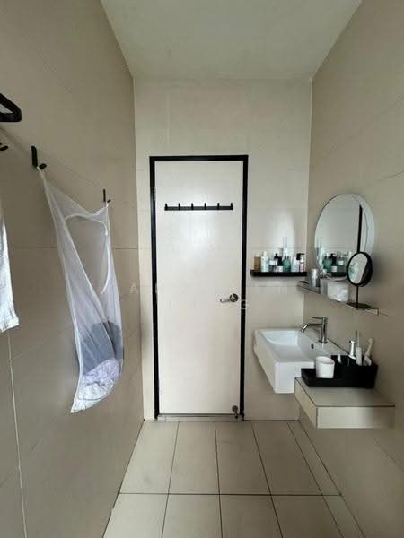 Kediaman Servis untuk Dijual di 8Scape Residence @ Sutera - Kang Wen Xiang - PropertyGuru.com.my