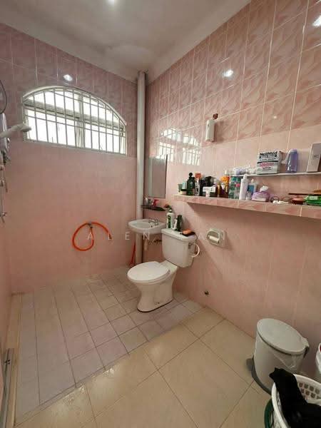 2-storey Terraced House for Sale in Taman Sri Pulai Perdana (Skudai) - Alen Tan - Bathroom - PropertyGuru.com.my