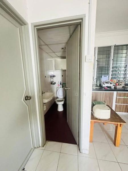 Condominium for Rent at N-Park Condominium - Mable Ong - Bathroom - PropertyGuru.com.my