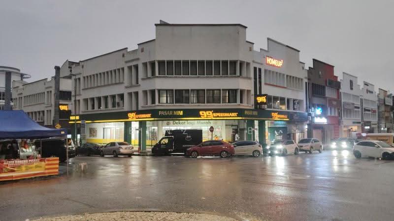 Kediaman Servis untuk Dijual di Metropolitan Square Service Residence - Benz Lee - PropertyGuru.com.my