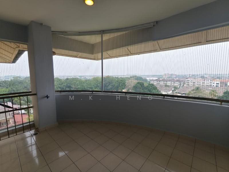 Kondominium untuk Dijual di Kondo Idaman Cheng Hua - M.K. Heng - Balcony - PropertyGuru.com.my