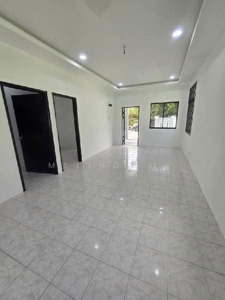 1-storey Terraced House for Sale in Bandar Putra Kulai (Kulai) - Melinda Ee - Living Room - PropertyGuru.com.my