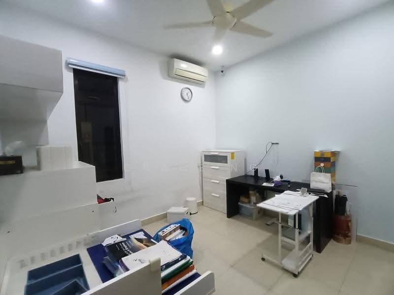 Semi-Detached House for Sale in Taman Setia Indah (Tebrau) - Grace Ng - Study - PropertyGuru.com.my