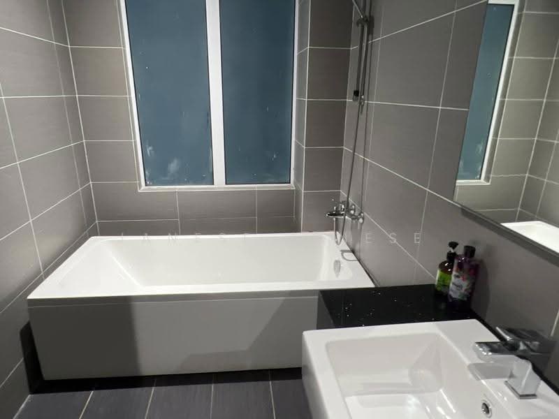 Condominium for Rent at KSL D'Esplanade Residence - Janese Janese - Bathroom - PropertyGuru.com.my