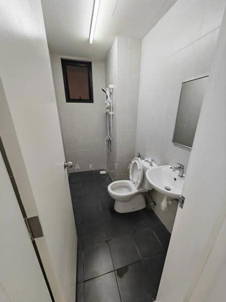 Kediaman Servis untuk Disewa di MKH Boulevard II - AK TAY - Bathroom - PropertyGuru.com.my