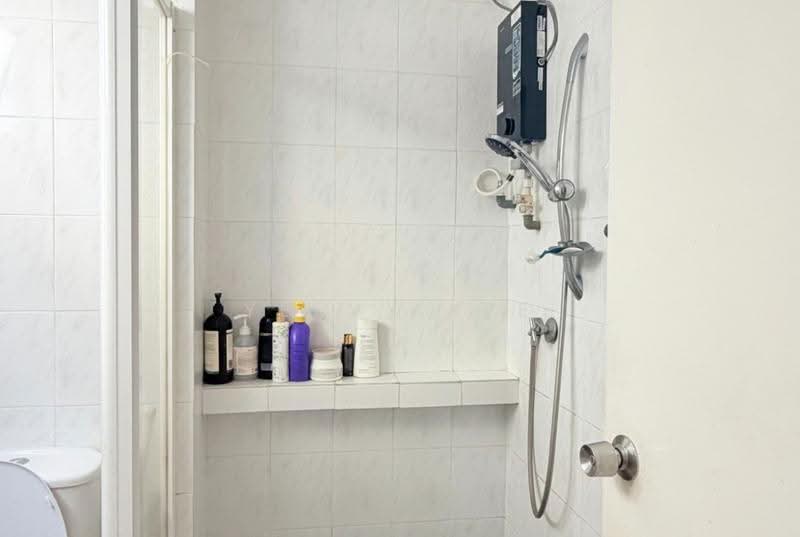 Kondominium untuk Disewa di Kelana Puteri - Yeevy Lee - Bathroom - PropertyGuru.com.my