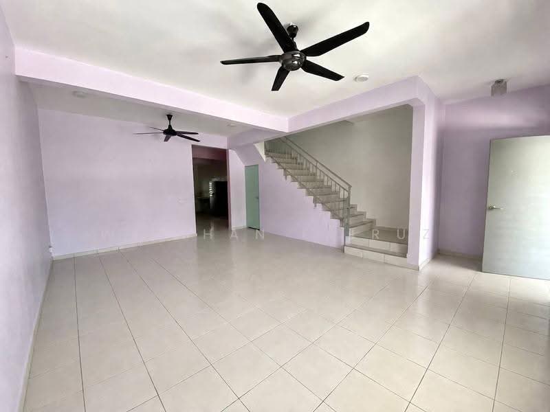 2-storey Terraced House for Sale in Kuala Selangor (Selangor) - Wadihan Fairuz - Living Room - PropertyGuru.com.my