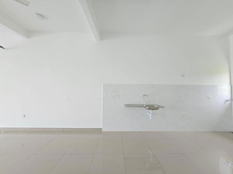 Rumah Teres 2-Tingkat untuk Disewa di Johor Bahru (Johor) - Alanis Lee - Kitchen - PropertyGuru.com.my