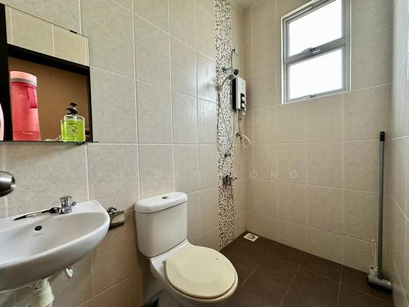 Rumah Teres 2-Tingkat untuk Disewa di Johor Bahru (Johor) - Jordan Wong - Bathroom - PropertyGuru.com.my