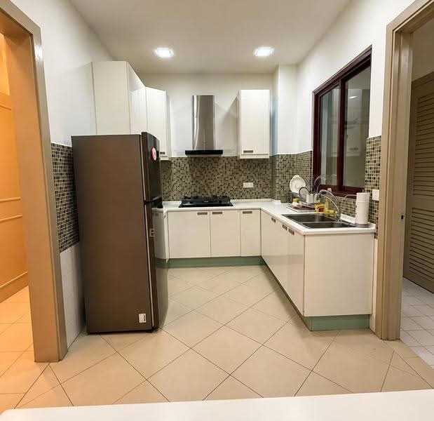 Kondominium untuk Disewa di Surian Condominium - Eva Yap - Kitchen - PropertyGuru.com.my