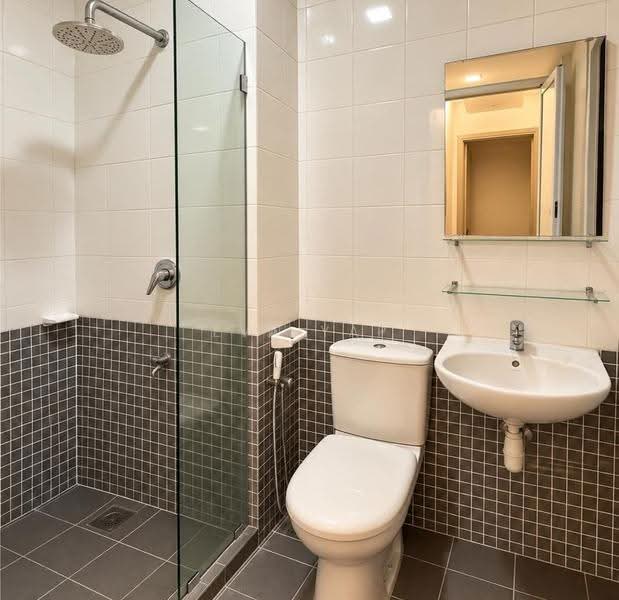 Kondominium untuk Disewa di Surian Condominium - Eva Yap - Bathroom - PropertyGuru.com.my