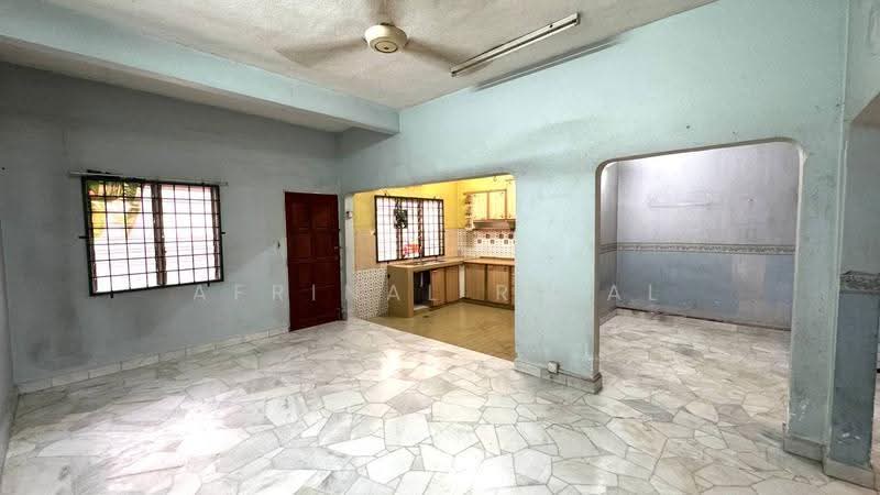 Rumah Teres 2.5-Tingkat untuk Dijual di Seksyen 11 (Shah Alam) - Afrinal Rizal - Kitchen - PropertyGuru.com.my