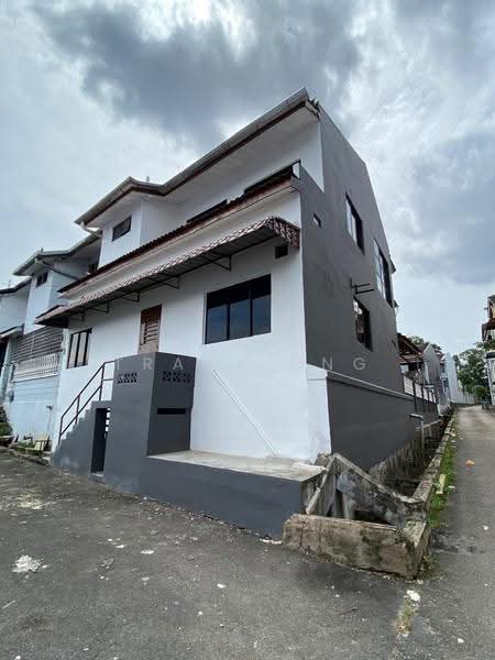 2-storey Terraced House for Sale in Taman Johor Jaya (Johor Bahru) - Tracy Ong - Exterior - PropertyGuru.com.my