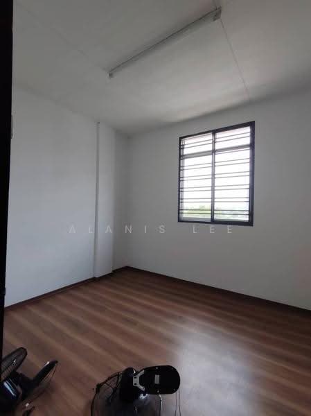 Flat for Rent at Taman Mount Austin - Alanis Lee - Interior - PropertyGuru.com.my