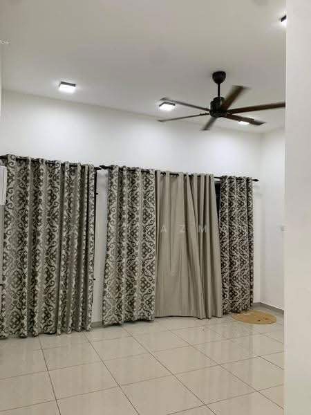 1-storey Terraced House for Sale in Kotasas (Kuantan) - Izzat Azman - Living Room - PropertyGuru.com.my