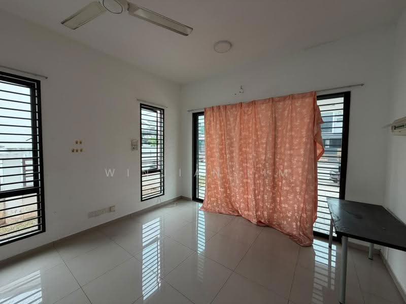Rumah Teres 2-Tingkat untuk Disewa di Sepang (Selangor) - Winjian Lim - Living Room - PropertyGuru.com.my