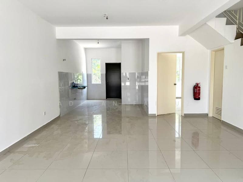 2-storey Terraced House for Sale in Klang (Selangor) - Wadihan Fairuz - Kitchen - PropertyGuru.com.my