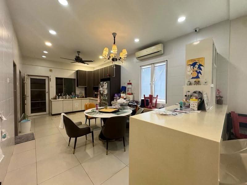 Rumah Berkembar untuk Dijual di Ambang Botanic (Klang) - Rylin Tan - Kitchen - PropertyGuru.com.my