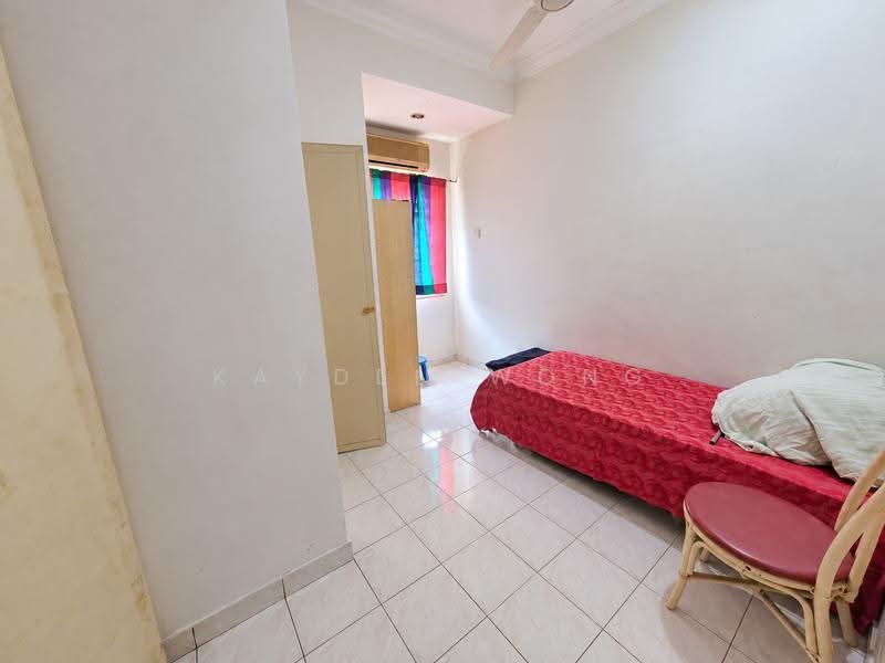 2-storey Terraced House for Sale in Taman Putra Prima (Puchong) - Kayden Wong - Bedroom - PropertyGuru.com.my