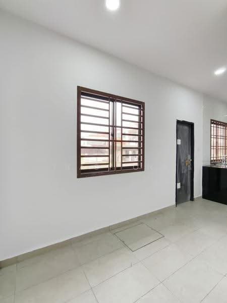 Rumah Teres 2-Tingkat untuk Dijual di Taman Desa Cemerlang (Ulu Tiram) - Tracy Ong - PropertyGuru.com.my