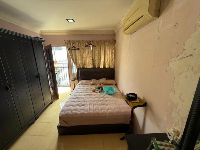 Rumah Teres 2-Tingkat untuk Dijual di Ampang (Selangor) - Terry Yee - Bedroom - PropertyGuru.com.my