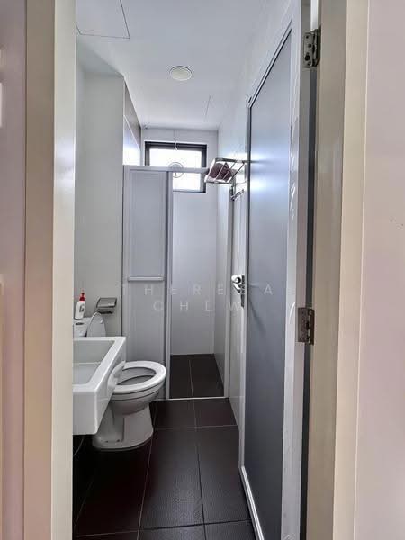 Condominium for Sale at Skyview Residence - Theresa Chew - Bathroom - PropertyGuru.com.my