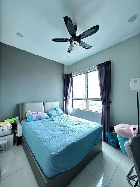 Condominium for Sale at Skyview Residence - Theresa Chew - Bedroom - PropertyGuru.com.my
