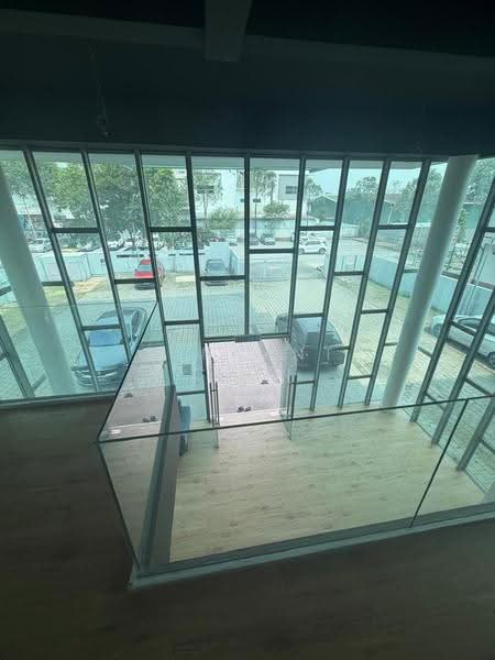Kilang Berkembar untuk Disewa di Kota Damansara (Selangor) - Vincent Chin - Entrance - PropertyGuru.com.my