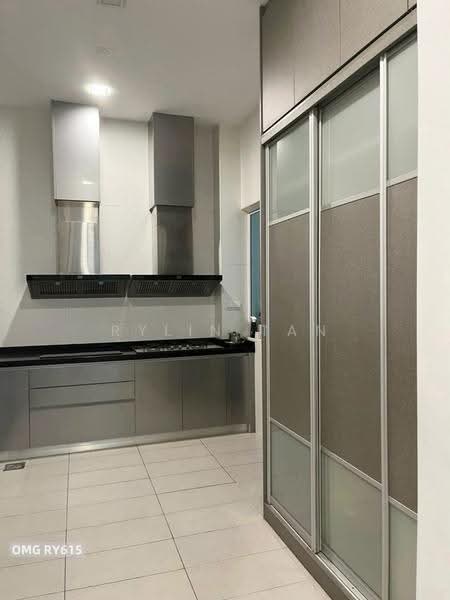 Semi-Detached House for Sale in Canary Garden (Klang) - Rylin Tan - Kitchen - PropertyGuru.com.my