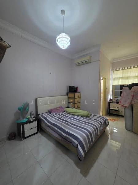 1-storey Terraced House for Sale in Johor Bahru (Johor) - Joline Lee - Bedroom - PropertyGuru.com.my