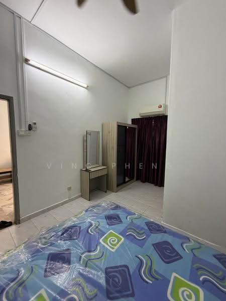 Apartment for Sale at Hilir Kota 1 - Vinc Pheng - Bedroom - PropertyGuru.com.my