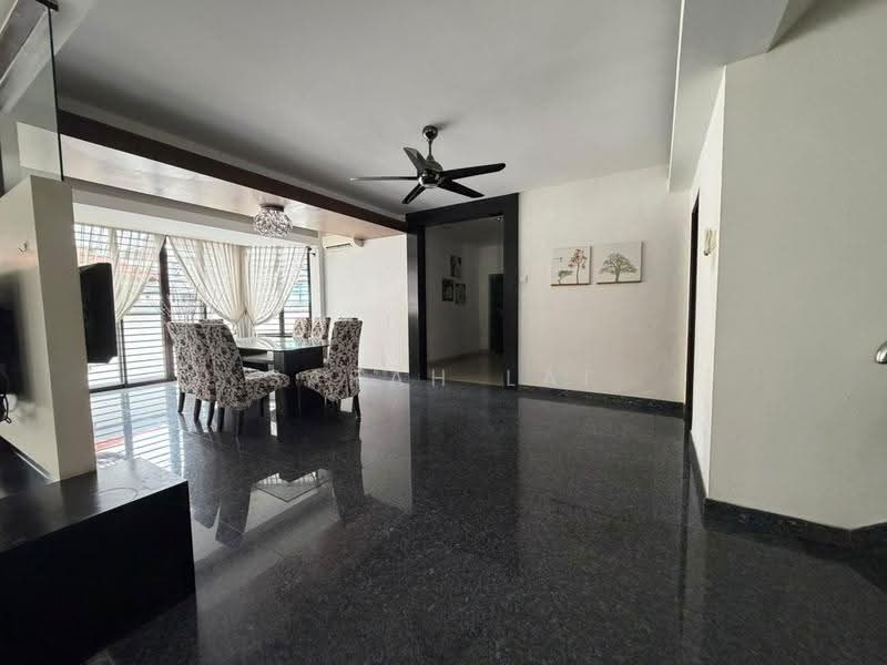 Semi-Detached House for Sale in Taman Suria (Johor Bahru) - Sarah Lai - Dining Room - PropertyGuru.com.my