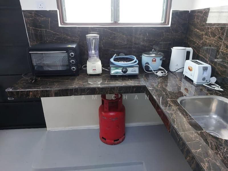 Rumah Teres 1-Tingkat untuk Disewa di Petaling Jaya (Selangor) - Sam Chan - Kitchen - PropertyGuru.com.my