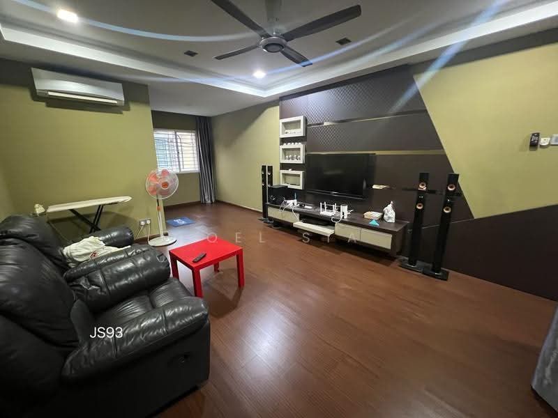 Rumah Teres 2-Tingkat untuk Dijual di Klang (Selangor) - Joel Sia - Living Room - PropertyGuru.com.my