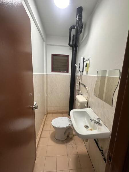 Apartment for Rent at Casa Ria Apartment - Ray Chong - Bathroom - PropertyGuru.com.my