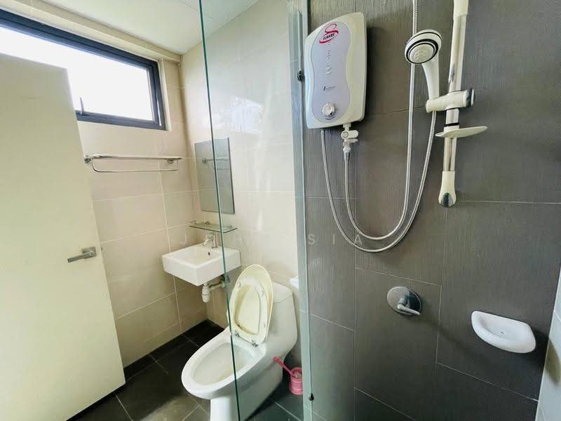 Condominium for Rent at The Raffles Suites - John Sia - Bathroom - PropertyGuru.com.my
