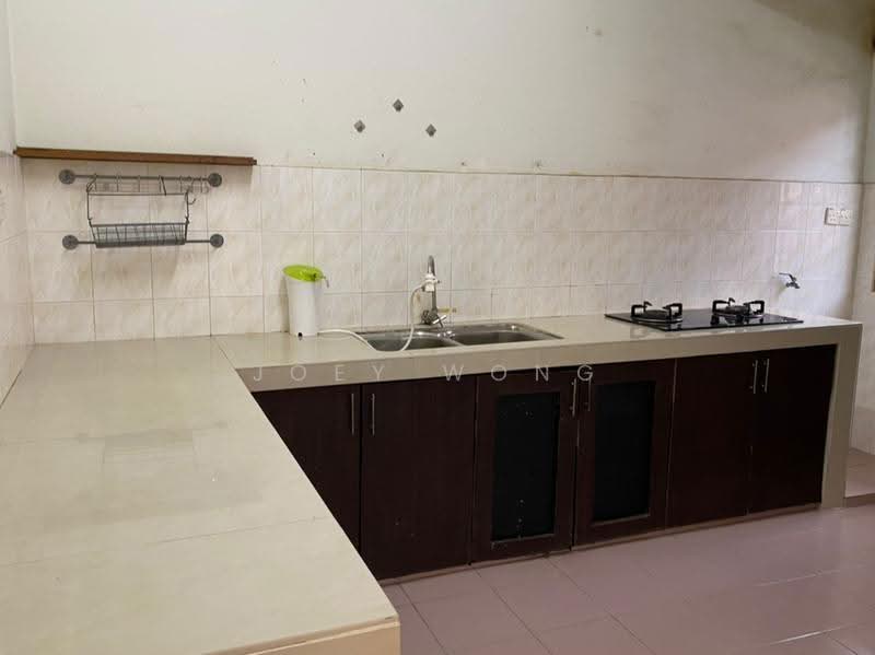 Rumah Teres 2-Tingkat untuk Dijual di Usj 13 (Subang Jaya) - Joey Wong - Kitchen - PropertyGuru.com.my
